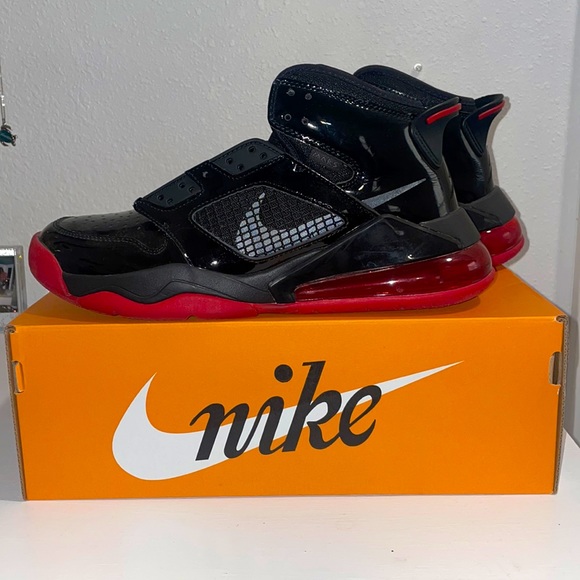 Air Jordan from Nike ( Mens ) - Picture 4 of 5